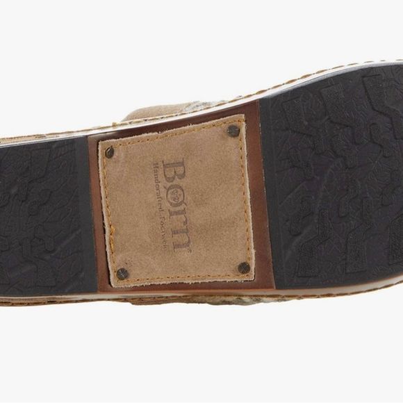 NWOT Born Bailie Clogs - Picture 6 of 6